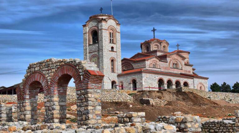 Capa dos Roteiros_Albânia e Macedonia_1024x568 - 2026